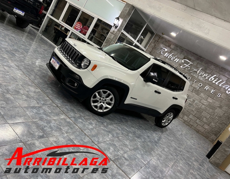 Vendido Jeep Renegade Sport AT6 1.8 Nafta FWD 2018 Necochea