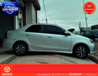 VENDIDO / Toyota Etios 1.5 XLS