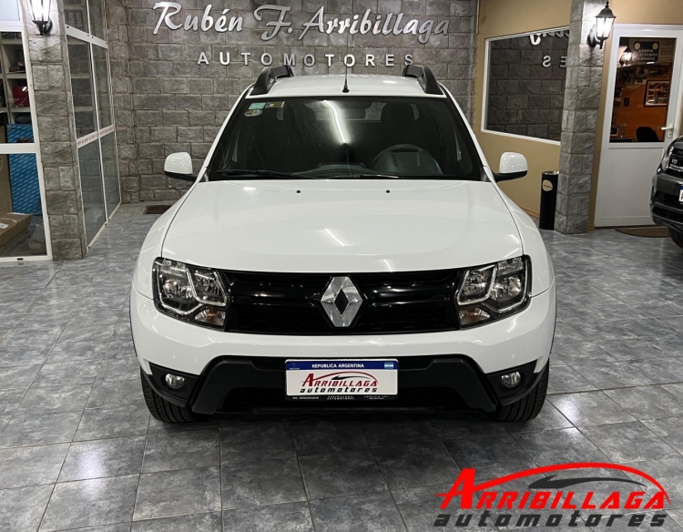 Renault Duster Oroch Dynamique 1.6 C/GNC 4X2 2017 Necochea