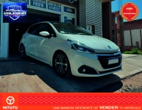 Peugeot 208 1.6 Feline