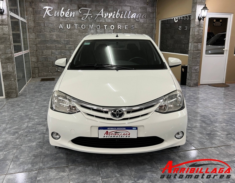 Toyota Etios XLS 1.5 Nafta MT 4Ptas 2013 Necochea