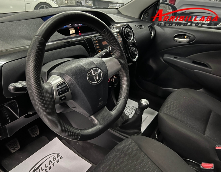 Toyota Etios XLS 1.5 Nafta MT 4Ptas 2013 Necochea