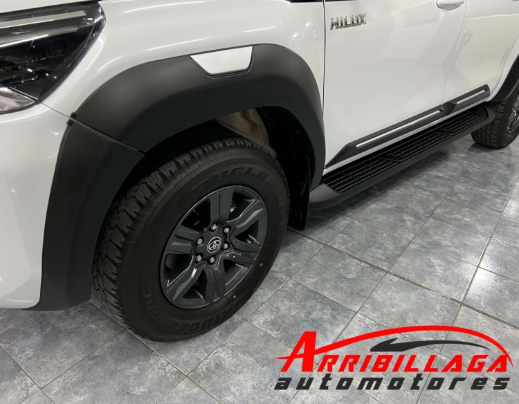 Toyota Hilux SRV 4X4 AT6 2.8 TDI C/Accesorios 2024 0Km Necochea