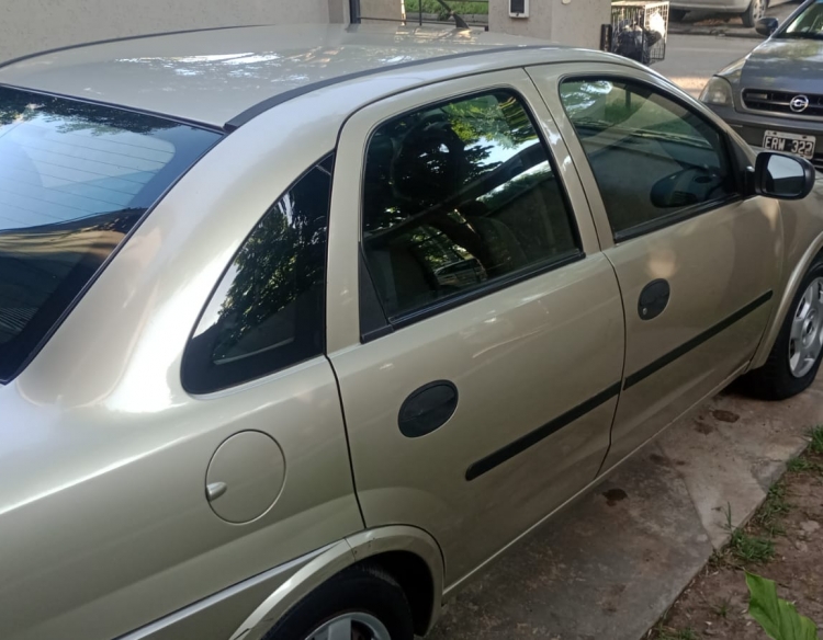 VENDO CORSA 2 1.8 